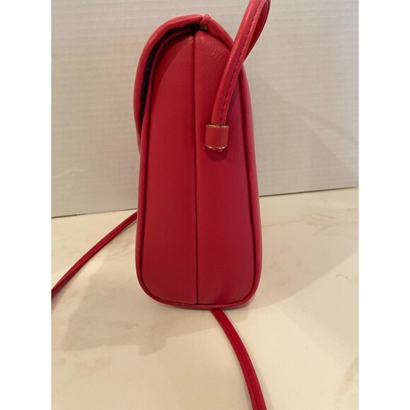 Barbie Doll Pink Clamshell Purse Hardsided Bag w/ Stylish Trendy Gold Clasp - Picture 10 of 12